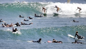 malibu crowded surf