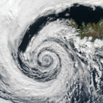 Low_pressure_system_over_Iceland